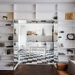 Elegant Two Bedrooms Apartament