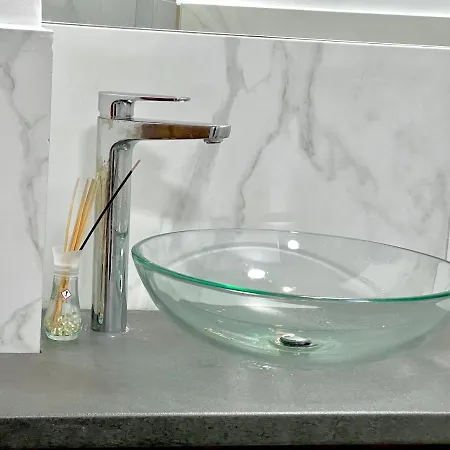 Elegant Two Bedrooms *