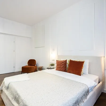 דירה Elegant Two Bedrooms