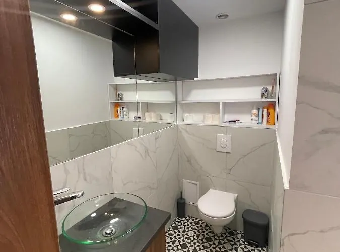 Elegant Two Bedrooms Bukareszt