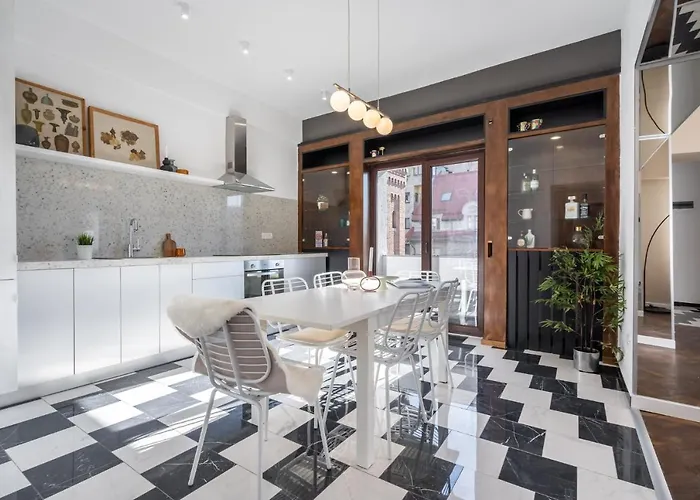 Apartment Elegant Two Bedrooms