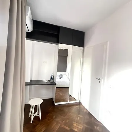 Apartment Elegant Two Bedrooms