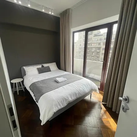 Apartment Elegant Two Bedrooms *